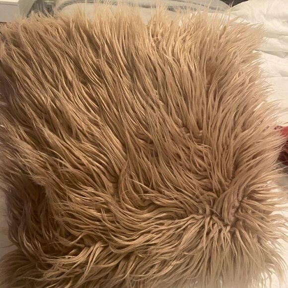 [plantoscope] faux fur pillow with insert EUC - Picture 5 of 8